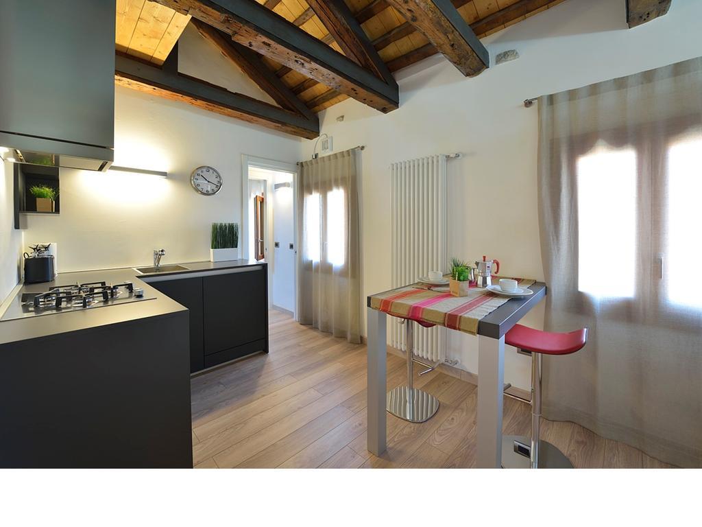 Sea To Sky Apartments By Wonderful Italy Venise Chambre photo
